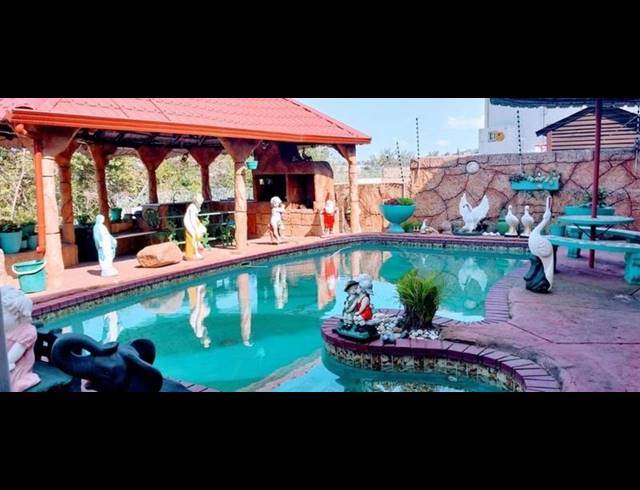 5 BEDROOM HOUSE FOR SALE IN BURLINGTON HEIGHTS